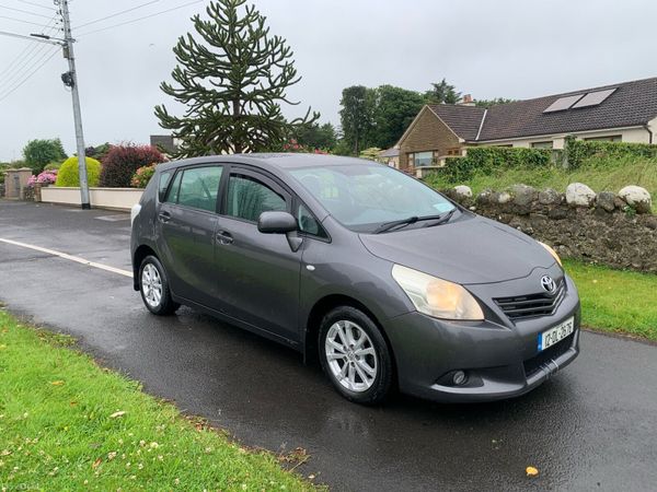 Toyota Verso MPV, Diesel, 2012, Grey