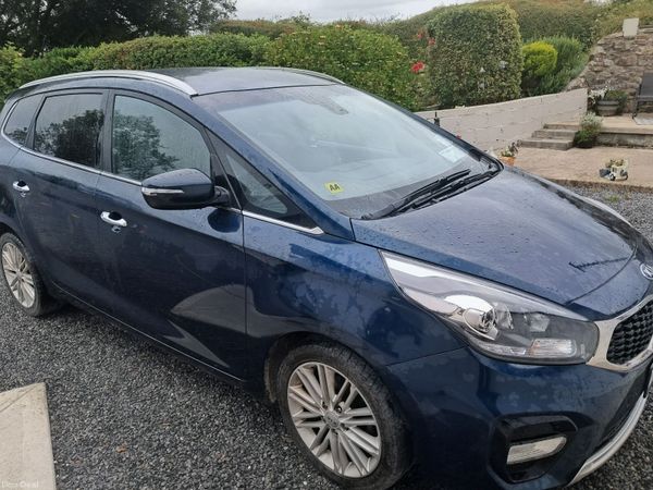 Kia Carens MPV, Diesel, 2018, Blue