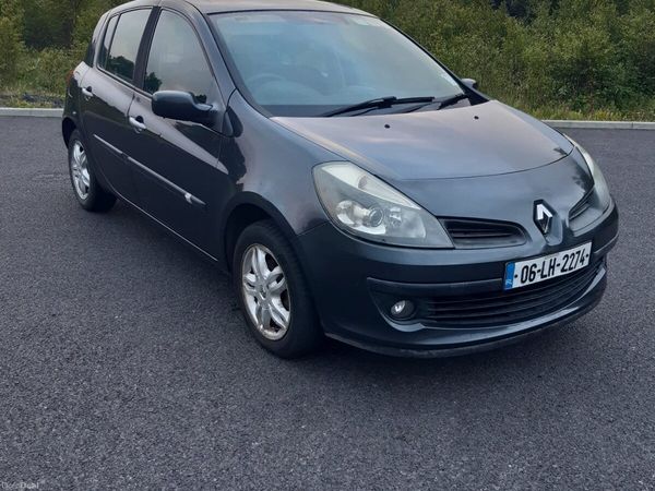 Renault Clio Hatchback, Petrol, 2006, Grey