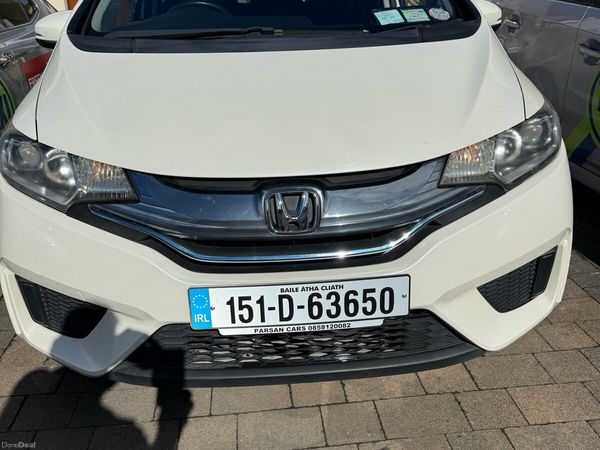 Honda Fit Hatchback, Petrol Hybrid, 2015, White