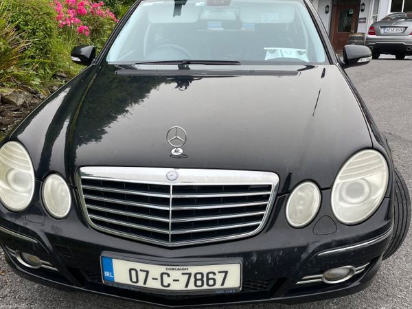 Mercedes-Benz E-Class Saloon, Petrol, 2007, Black