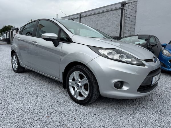 Ford Fiesta Hatchback, Petrol, 2010, Silver