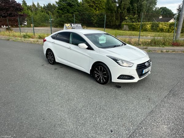 Hyundai i40 Saloon, Diesel, 2015, White