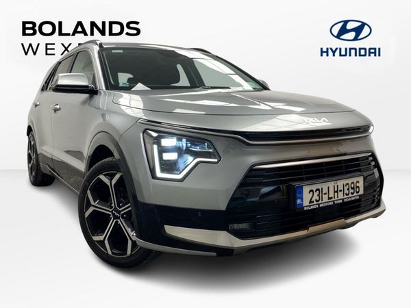 Kia Niro SUV, Petrol Hybrid, 2023, Grey