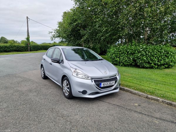 Peugeot 208 Hatchback, Petrol, 2015, Grey