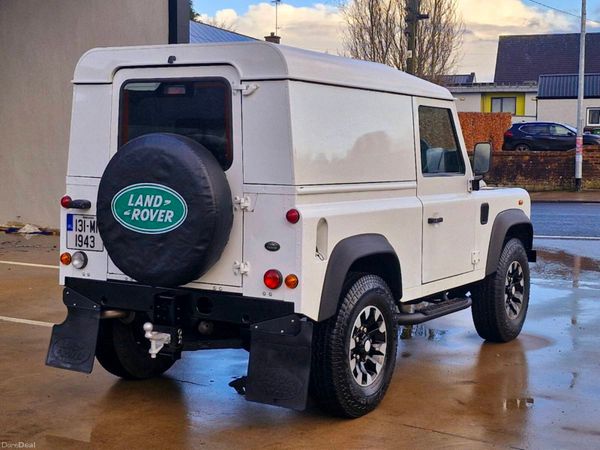 Land Rover Defender SUV, Diesel, 2013, White