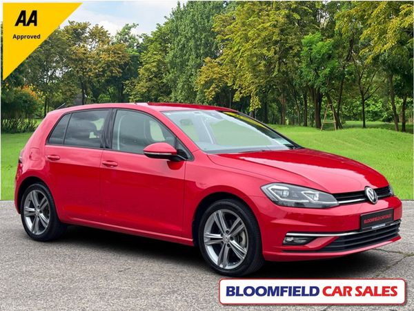 Volkswagen Golf Hatchback, Petrol, 2020, Red