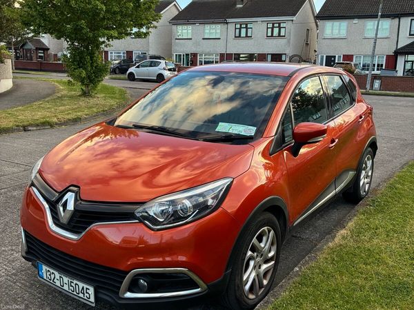 Renault Captur Hatchback, Diesel, 2013, Orange