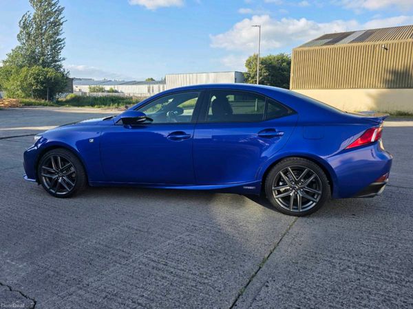 Lexus IS Saloon, Petrol Hybrid, 2014, Blue