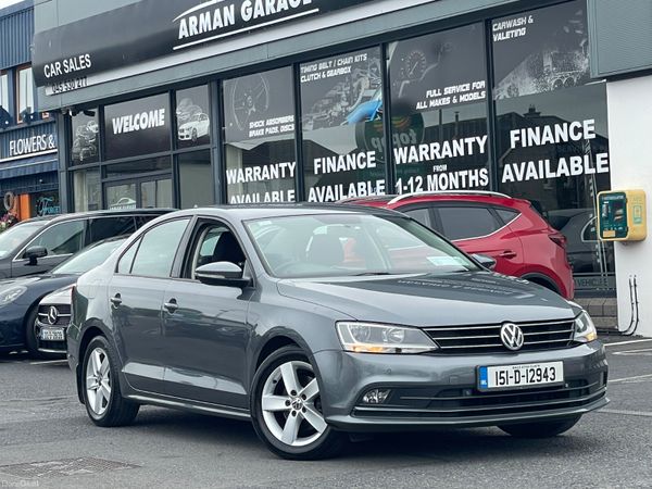 Volkswagen Jetta Saloon, Petrol, 2015, Grey