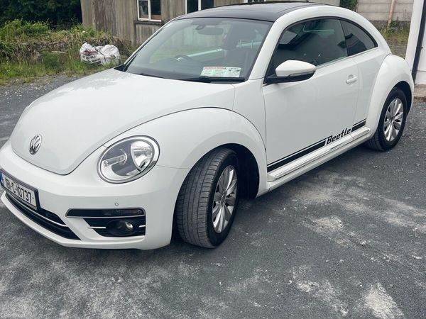 Volkswagen Beetle Hatchback, Petrol, 2018, White