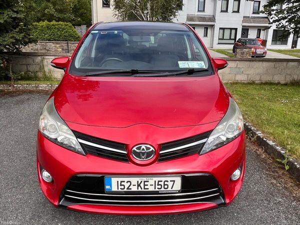 Toyota Verso MPV, Diesel, 2015, Red