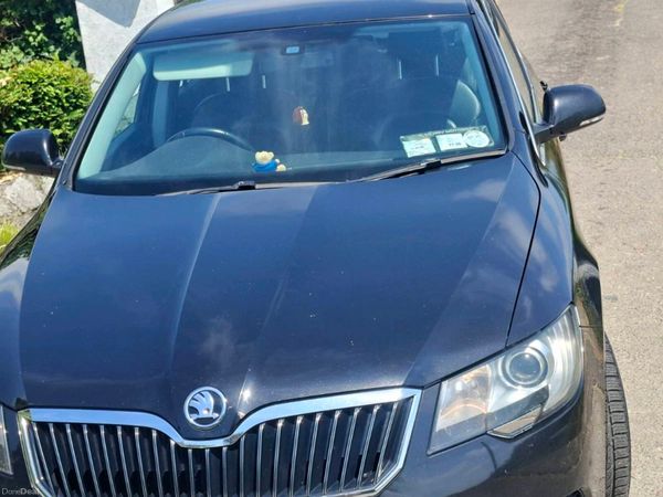 Skoda Superb Saloon, Diesel, 2015, Black
