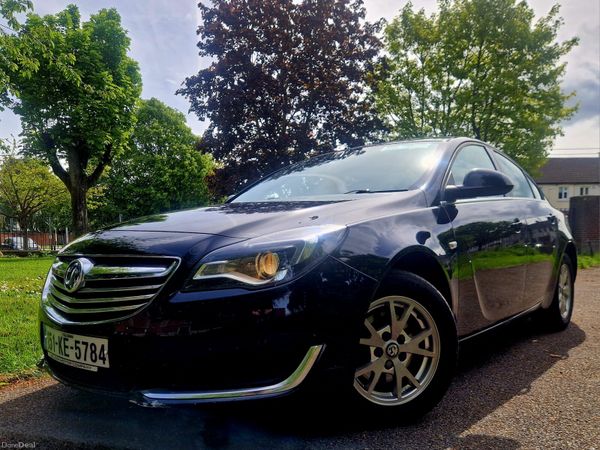 Opel Insignia Saloon, Diesel, 2015, Green