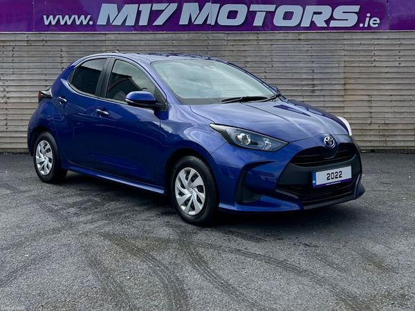 Toyota Yaris Hatchback, Petrol, 2022, Blue