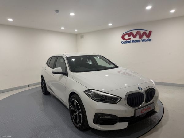 BMW 1-Series Hatchback, Diesel, 2022, White