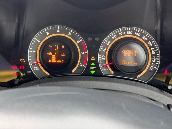 Toyota Auris Hatchback, Petrol, 2011, Black