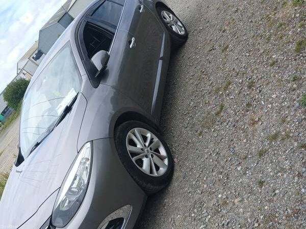Renault Fluence Saloon, Diesel, 2015, Grey