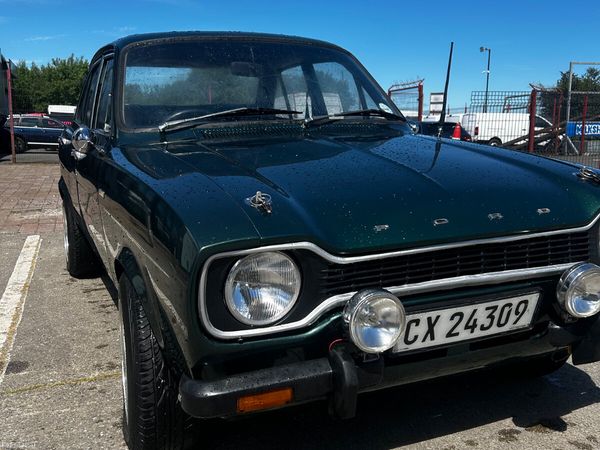 Ford Escort Saloon, Petrol, 1980, Green