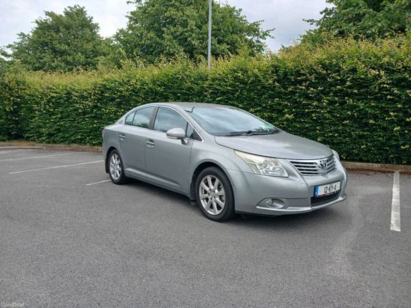 Toyota Avensis Saloon, Diesel, 2012, Grey