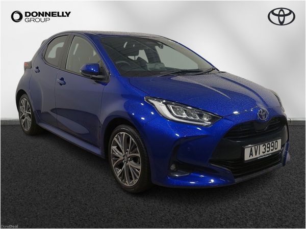 Toyota Yaris Hatchback, Petrol Hybrid, 2024, Blue