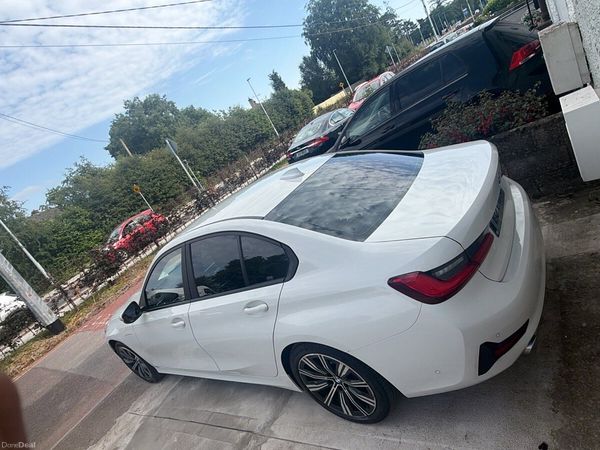 BMW 3-Series Saloon, Petrol Plug-in Hybrid, 2019, White