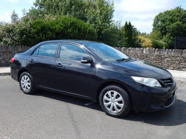 Toyota Corolla Saloon, Petrol, 2013, Black