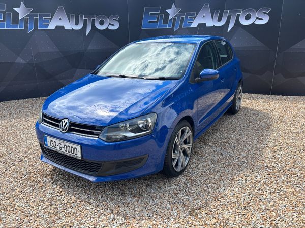 Volkswagen Polo Hatchback, Petrol, 2013, Blue