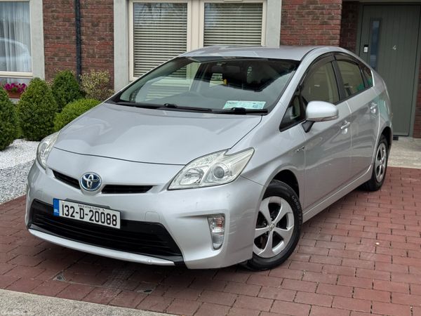 Toyota Prius Hatchback, Petrol Hybrid, 2013, Silver