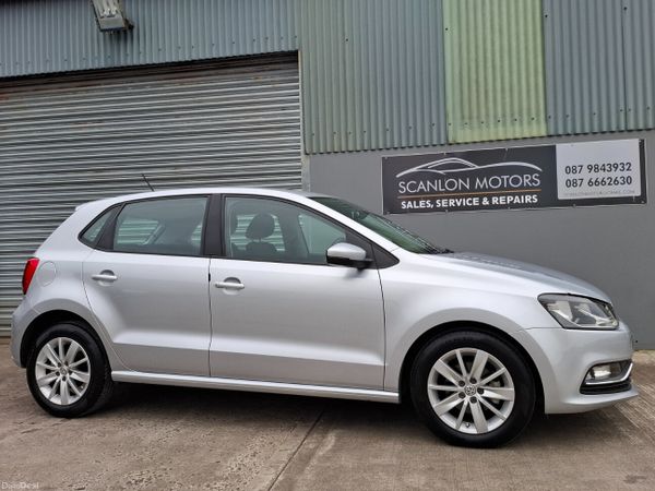 Volkswagen Polo Hatchback, Petrol, 2014, Silver