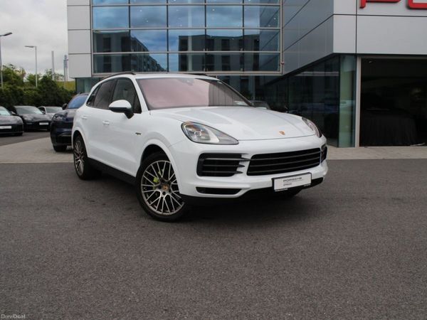 Porsche Cayenne SUV, Petrol Plug-in Hybrid, 2023, White
