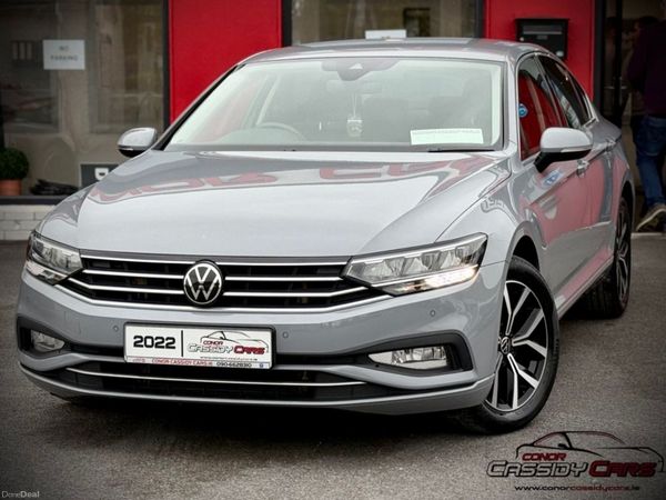 Volkswagen Passat Saloon, Diesel, 2022, Grey