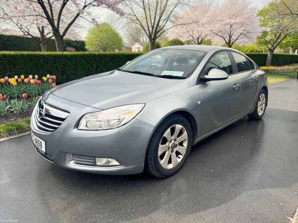 Opel Insignia MPV, Diesel, 2012, Silver