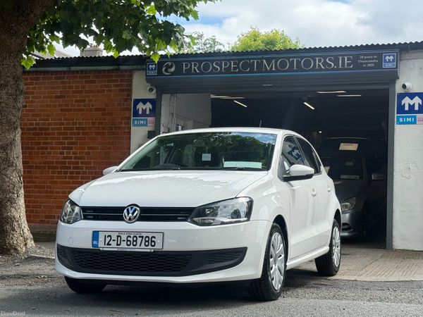 Volkswagen Polo Hatchback, Petrol, 2012, White