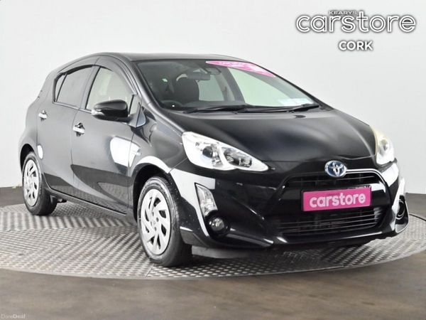 Toyota Aqua Hatchback, Petrol Hybrid, 2017, Black