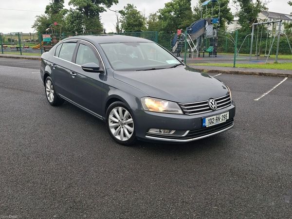 Volkswagen Passat Saloon, Diesel, 2013, Grey