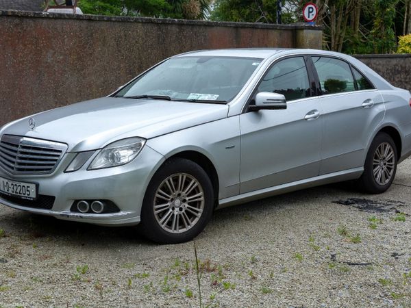 Mercedes-Benz E-Class Saloon, Diesel, 2011, Silver