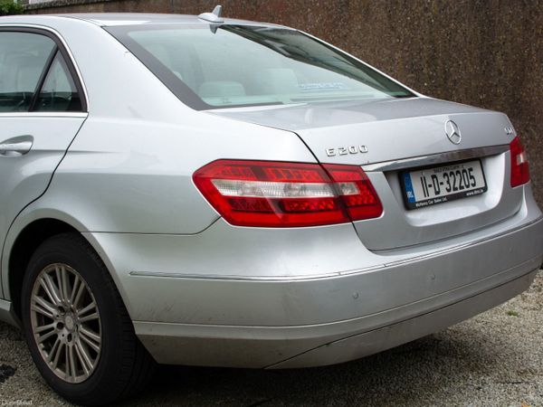 Mercedes-Benz E-Class Saloon, Diesel, 2011, Silver