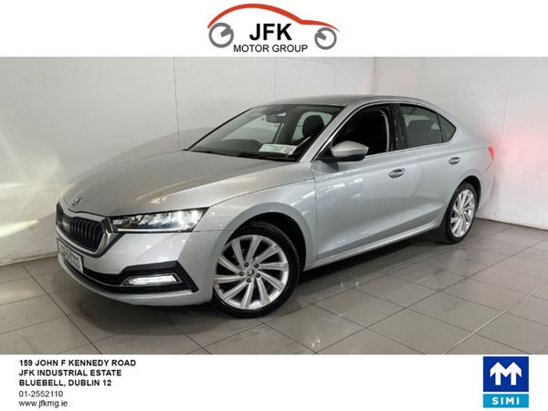 Skoda Octavia Hatchback, Diesel, 2022, Grey