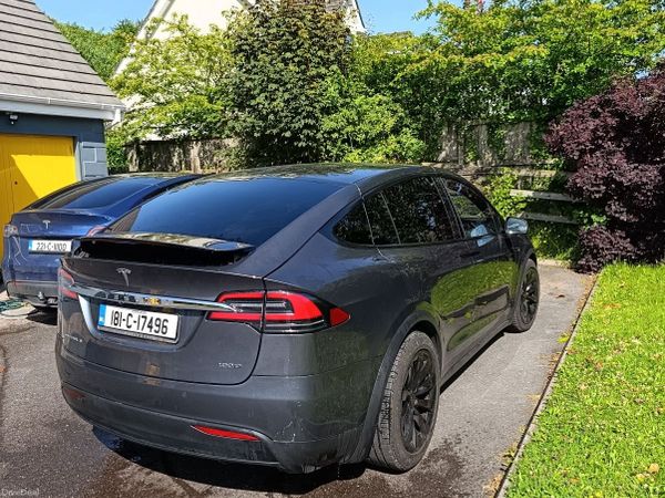 Tesla Model X MPV, Electric, 2018, Grey