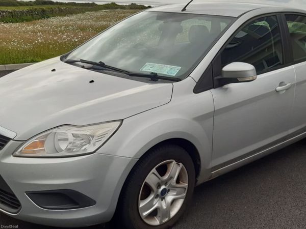 Ford Focus Hatchback, Diesel, 2010, Silver