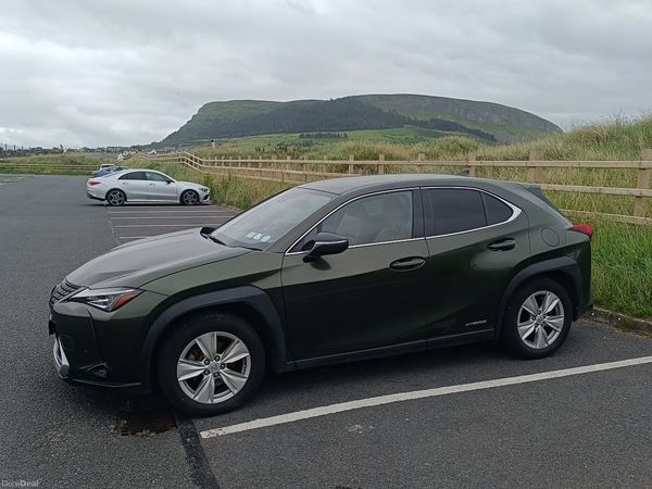 Lexus UX Estate, Petrol Hybrid, 2019, Green