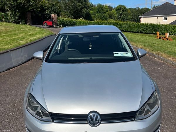 Volkswagen Golf Hatchback, Petrol, 2017, Silver