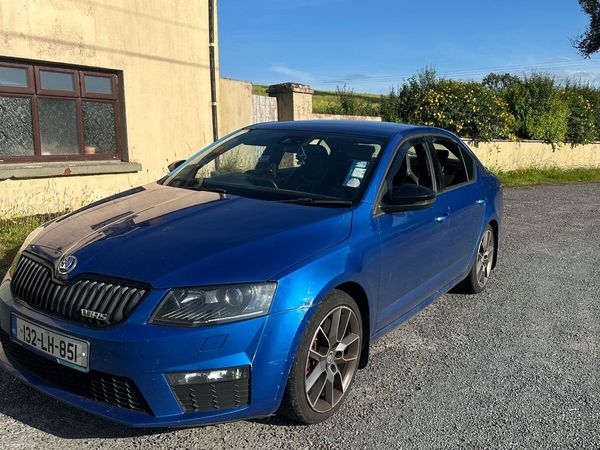 Skoda Octavia Hatchback, Diesel, 2013, Blue