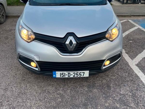 Renault Captur Hatchback, Diesel, 2015, Silver