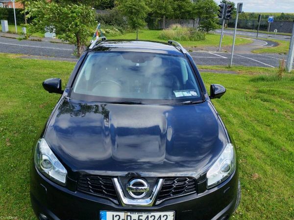 Nissan Qashqai Hatchback, Diesel, 2012, Black