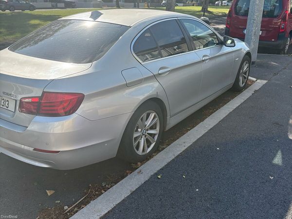 BMW 5-Series Saloon, Diesel, 2011, Silver