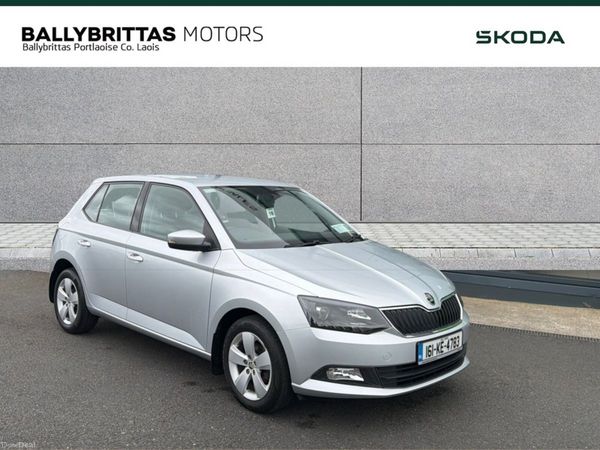 Skoda Fabia Hatchback, Petrol, 2016, Silver