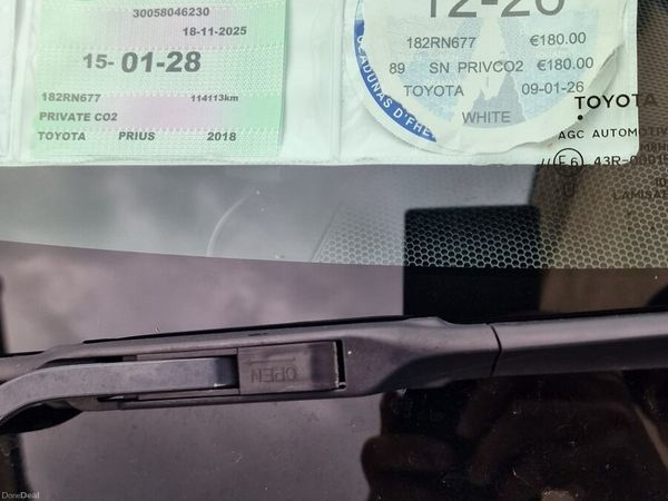 Toyota Prius MPV, Petrol Hybrid, 2018, White
