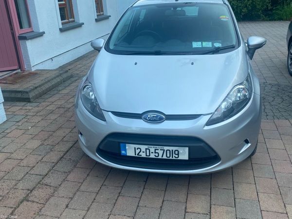 Ford Fiesta Hatchback, Diesel, 2012, Silver